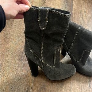 Stylish Gray Women's Boots